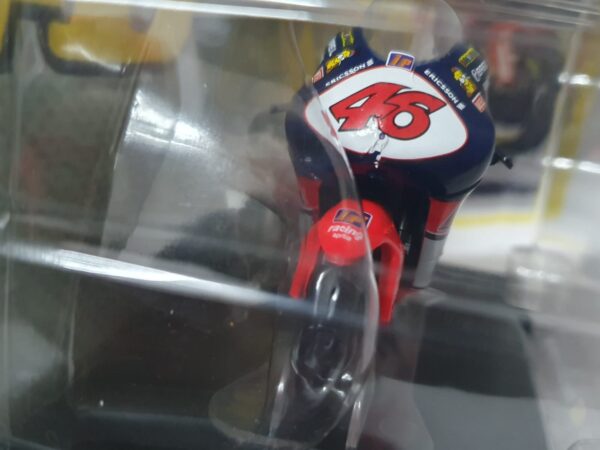 Aprilia RSW 250 World Championship 1998 Valentino Rossi 46 1/18 - uscita 19 - immagine 2