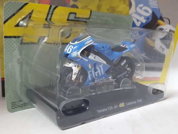 Yamana YZR-M1 Catalunya 2008 Valentino Rossi 46 1/18 - uscita 22 - immagine 2