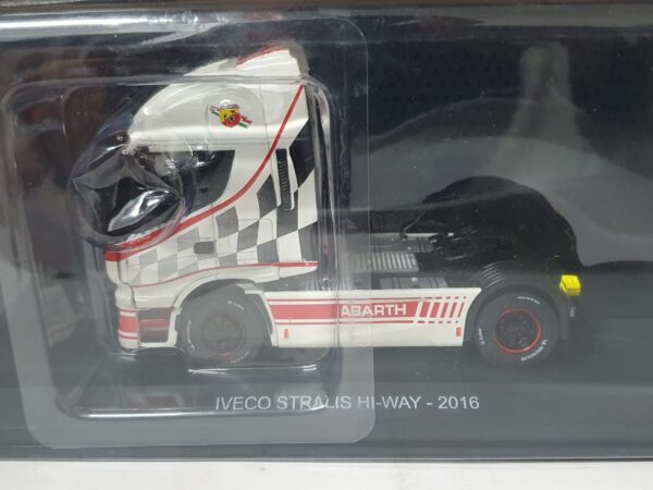 IVECO STRALIS HI-WAI ABARTH 2016 1:43 Truck Tuning Collection - immagine 4